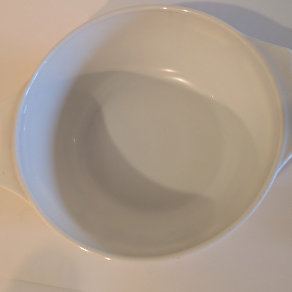 Pyrex Cherry Blossom Vintage Round Casserole Dish White Lisa Pattern No Lid 70’s - Picture 3 of 7